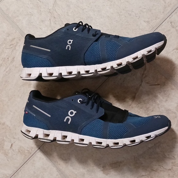 On Cloud  Men size 11 - Picture 3 of 5